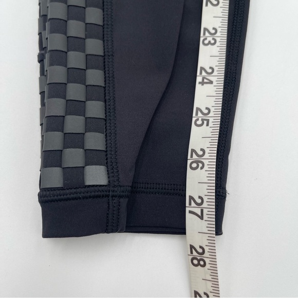 Lululemon Speed Tight Leggings Size 6 Checkered Reflective Black Compression - Picture 13 of 14